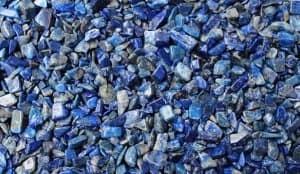 Prisha Lapis Lazuli Small Stone Chips for Window, Yard Grass, and Fish Tank Decoration (2.2 Lbs)