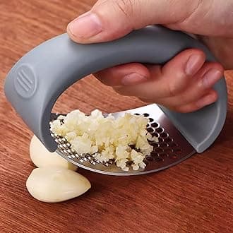 Wolpin Garlic Crusher Presser Ring Garlic Kitchen Tool Multi-Function Manual Portable Ginger Mincer, Stainless Steel